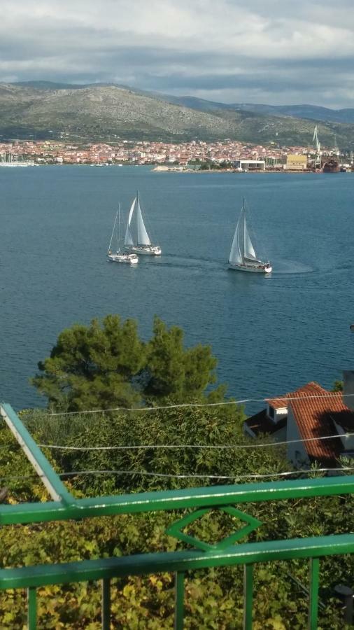 Gogi Apartman Donji Okrug  Exteriör bild