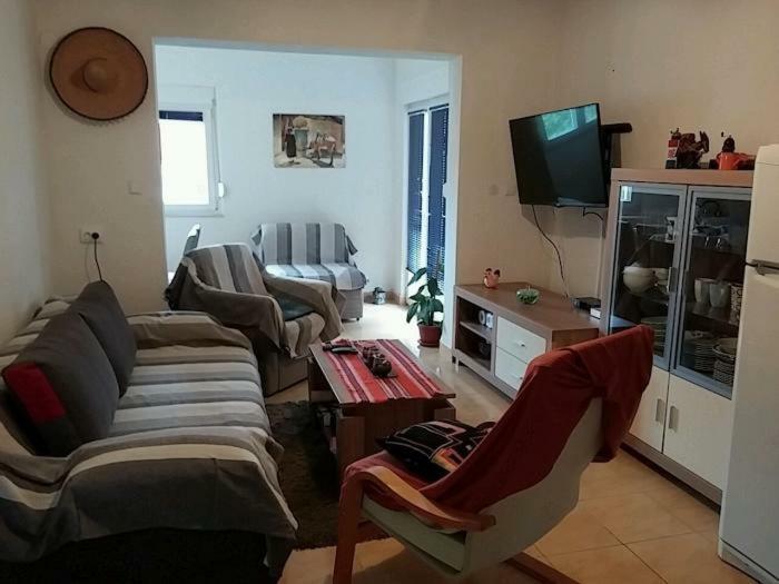 Gogi Apartman Donji Okrug  Exteriör bild